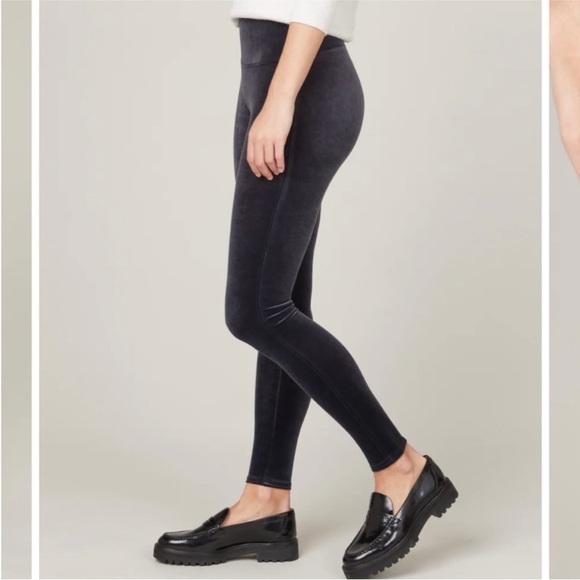 SPANX navy Velvet Leggings Sleek Form-Fitting Design comfort athleisure casual - Picture 4 of 14
